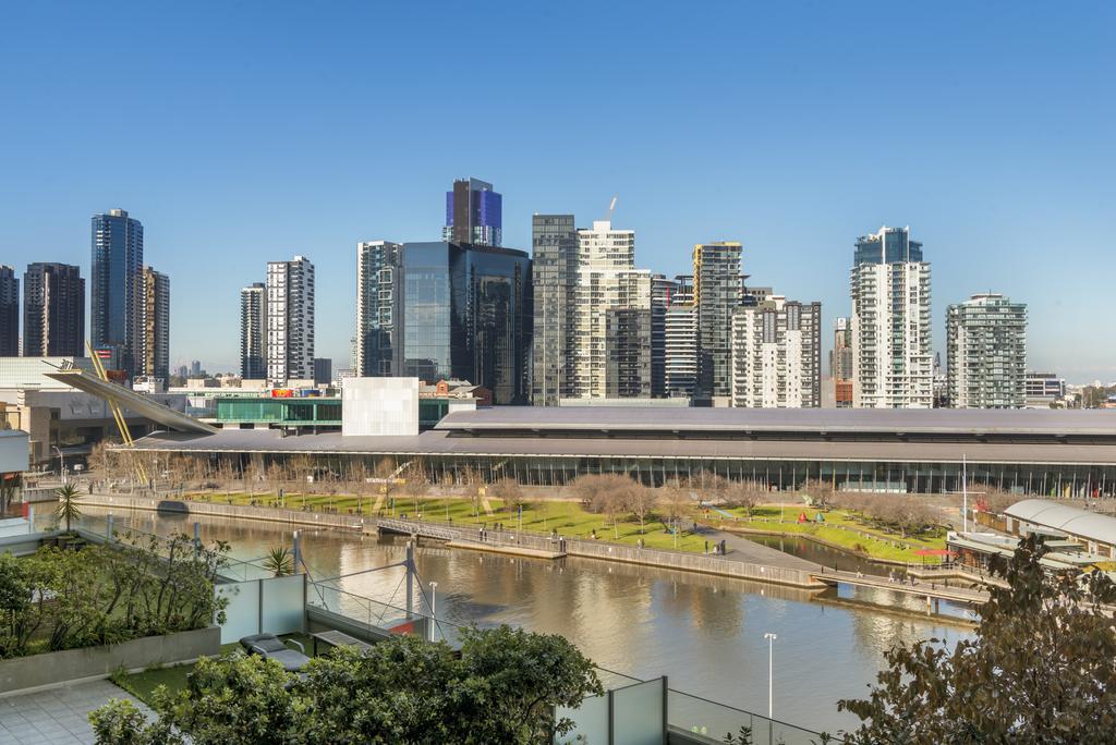 Melbourne Holiday Apartments Flinders Wharf Exteriör bild