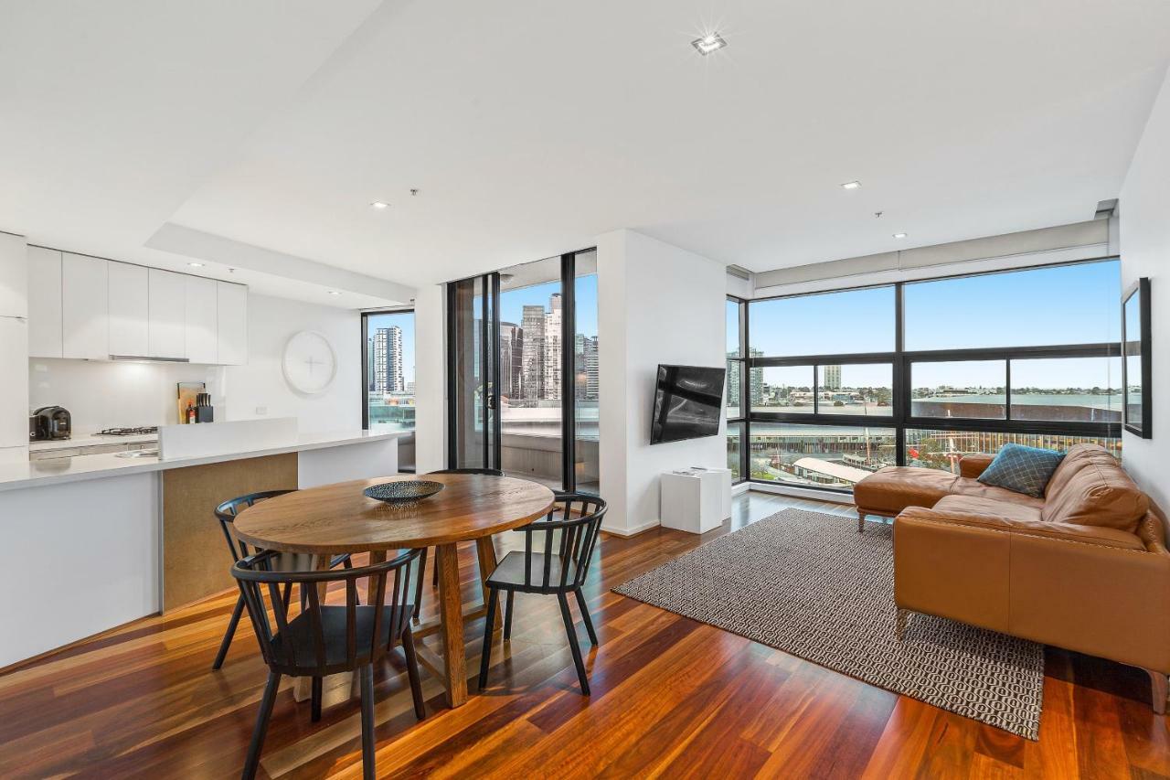 Melbourne Holiday Apartments Flinders Wharf Exteriör bild